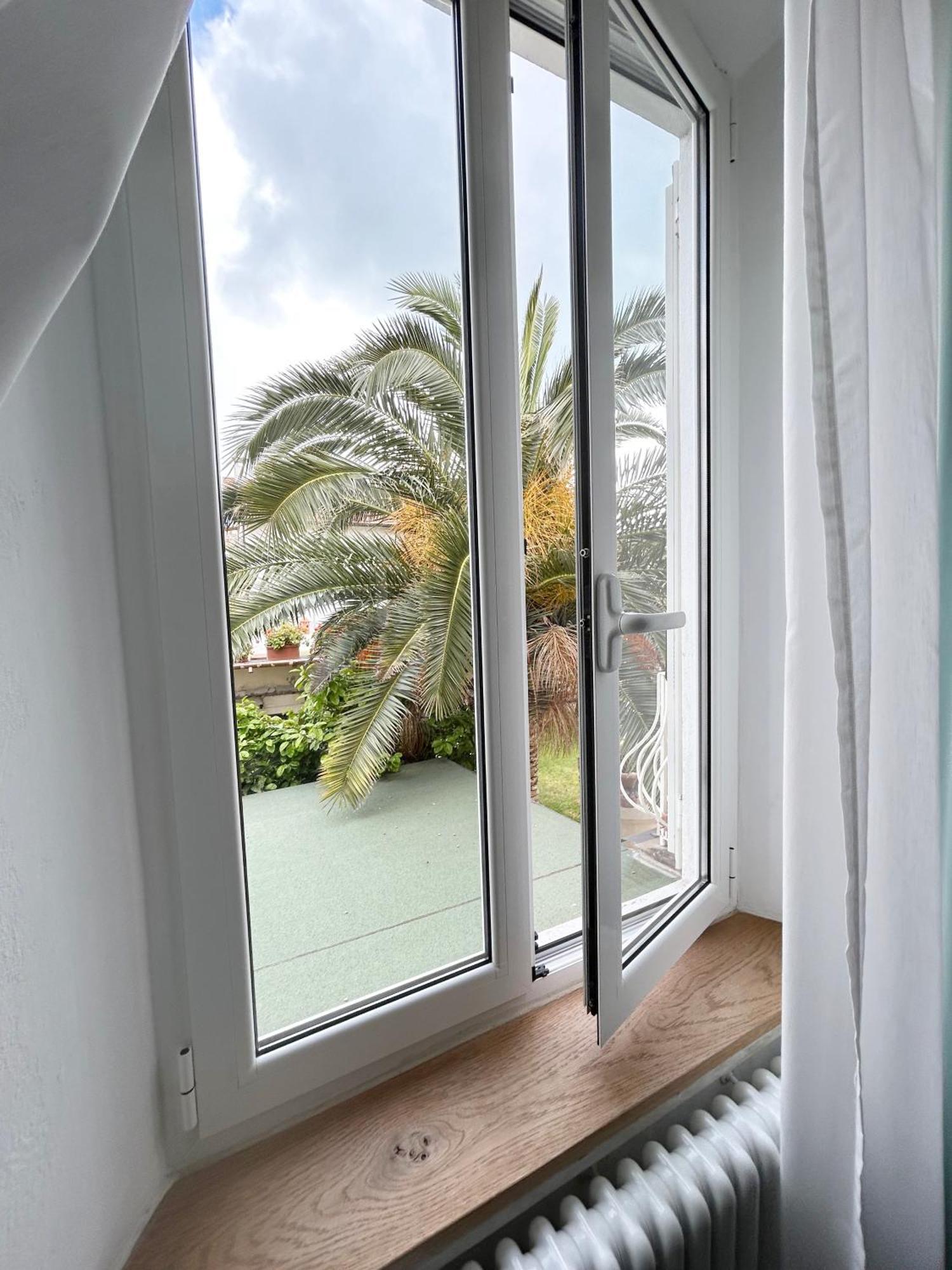 La Casa Di Rosi Al Mare Apartment Vada Luaran gambar