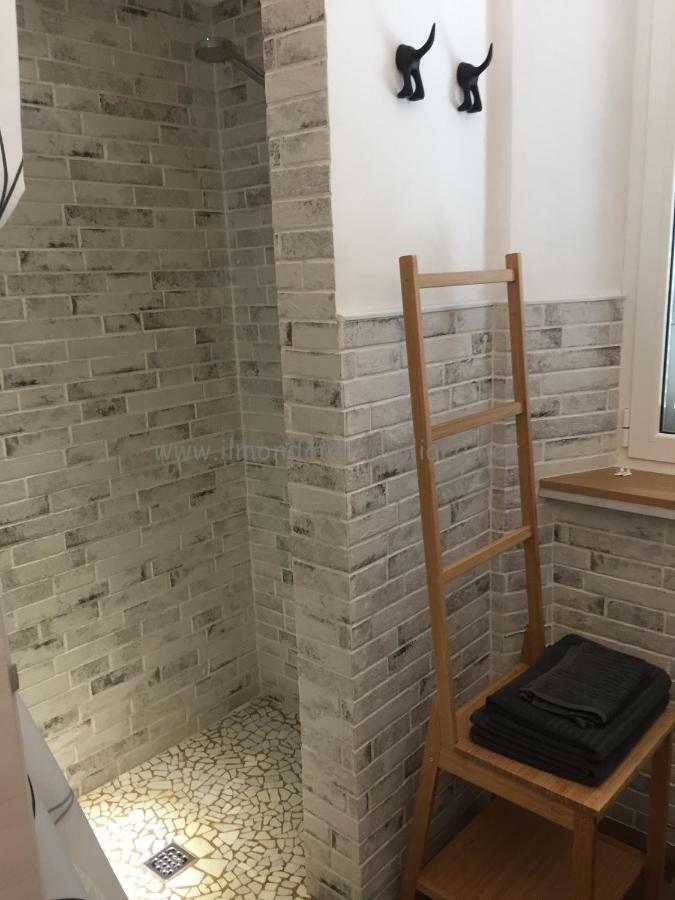 La Casa Di Rosi Al Mare Apartment Vada Luaran gambar